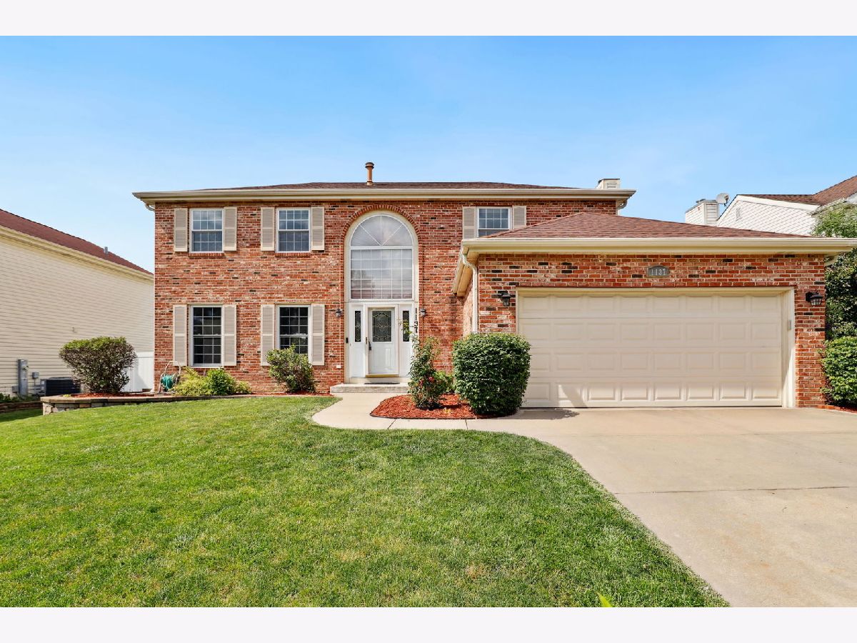 Homes Sold Brookstone Carol Stream Illinois, 1137 Hill Crest