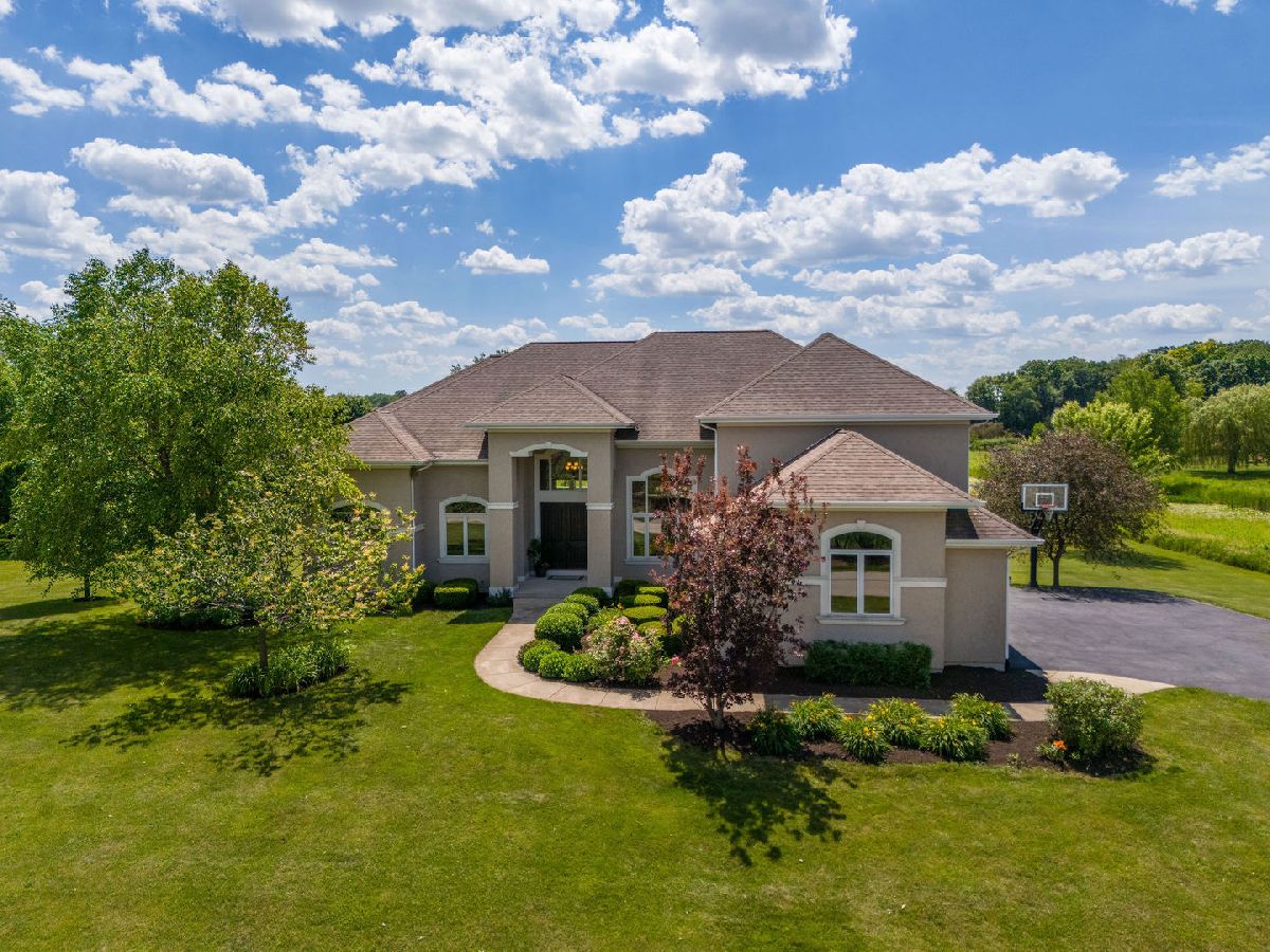 Homes Sold Stonecrest Elgin Illinois, 40W585 Stonecrest