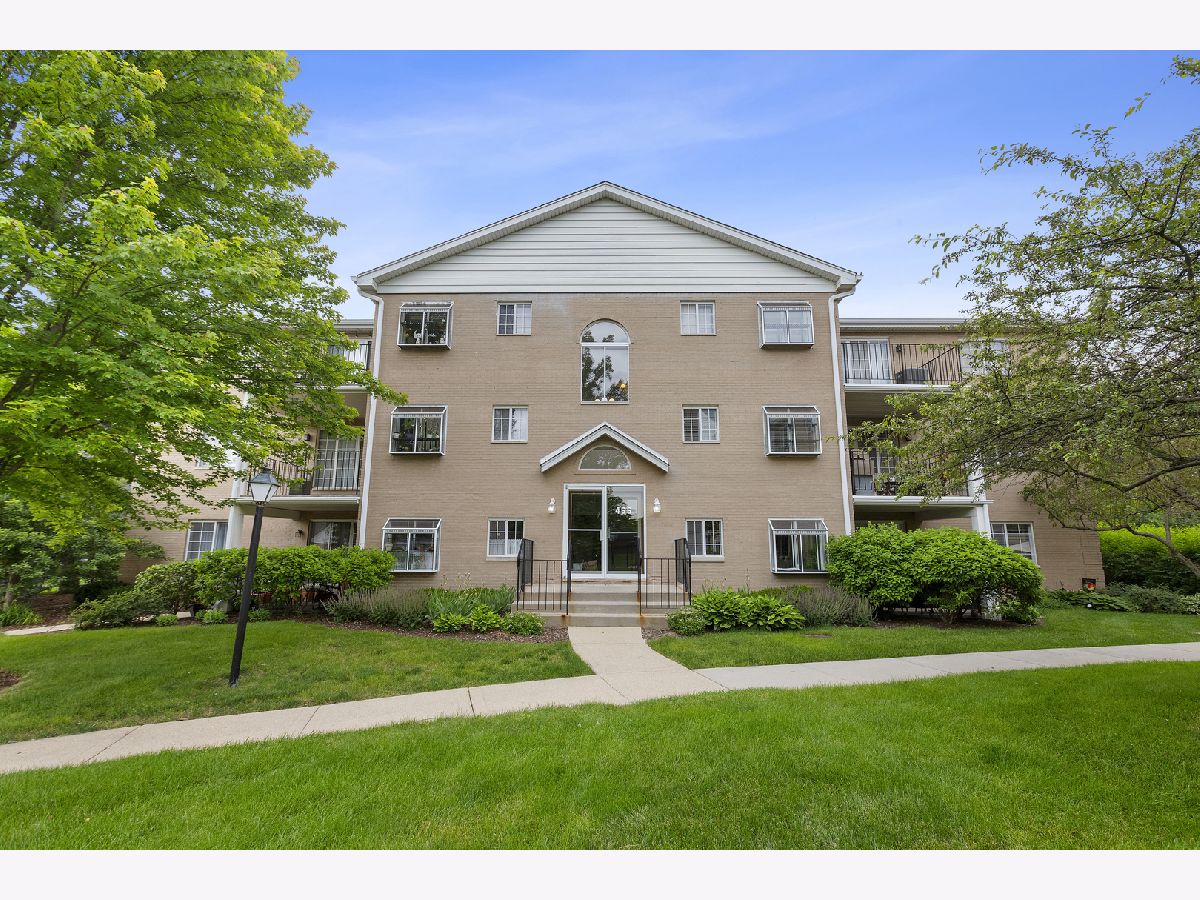 Condominiums Sold President Street Condos Carol Stream Illinois, 466 President