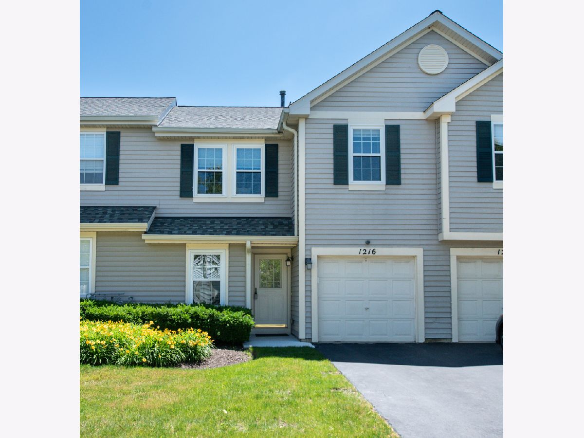 Townhomes Rented Estes Park Naperville Illinois, 1216 Arapaho