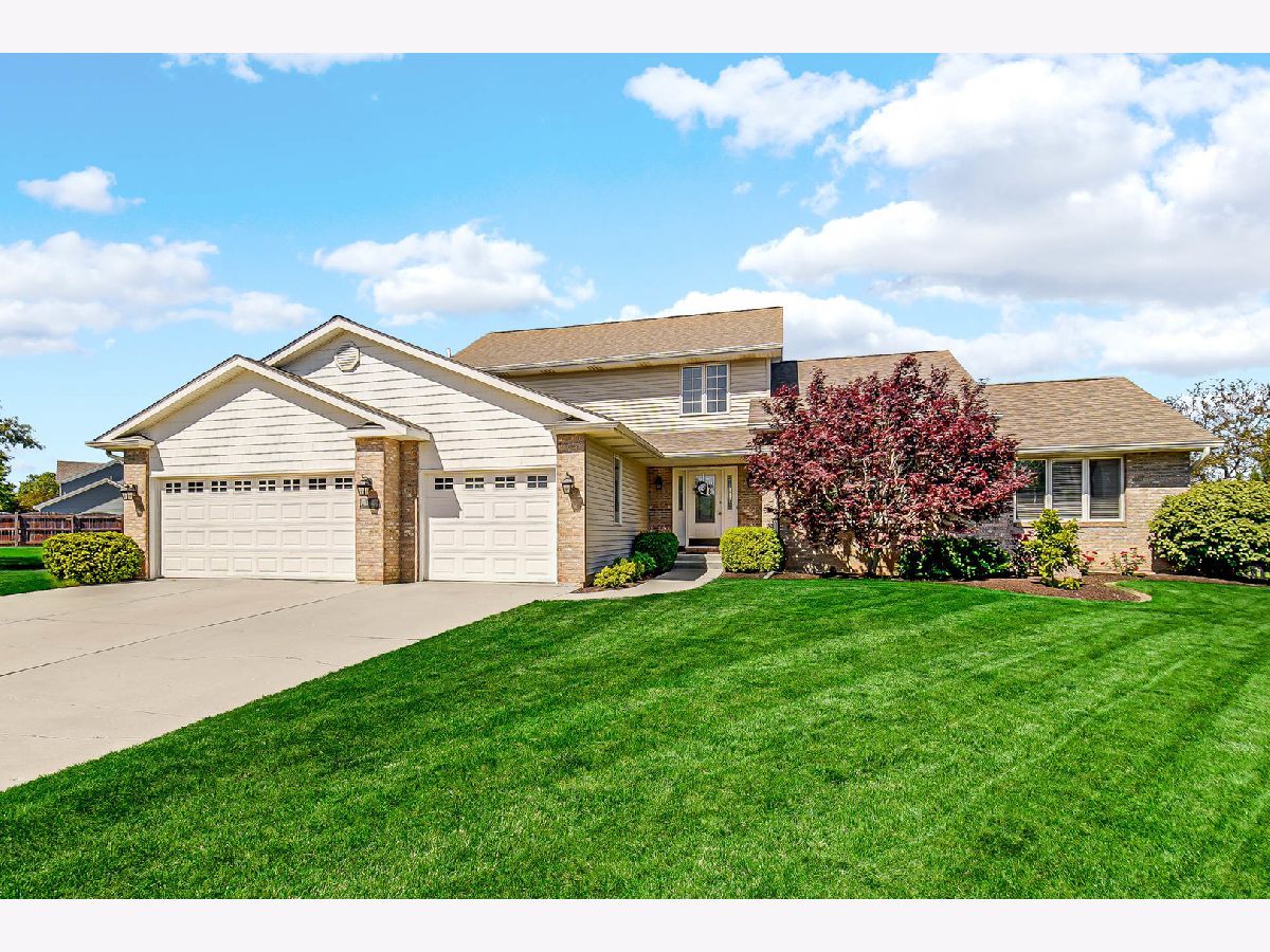Homes Sold Fox Hollow Dekalb Illinois, 958 Willow