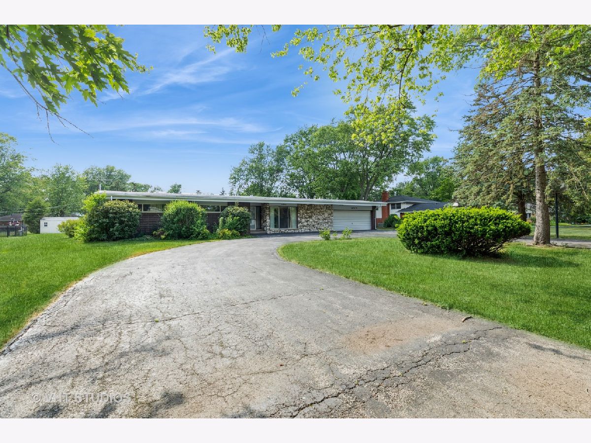 Homes Sold Silver Lake Dells Orland Park Illinois, 14936 80th