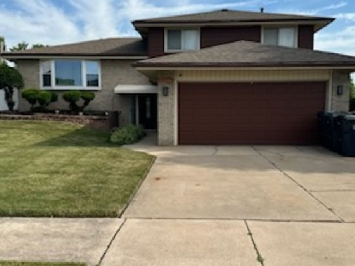  Rented South Holland Illinois, 1334 168th