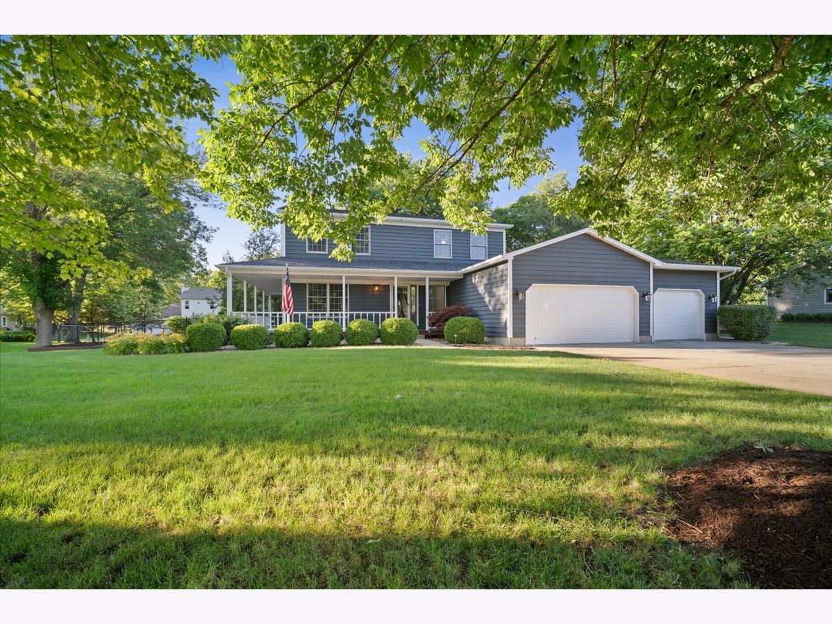 Homes Sold Indian Creek Towanda Illinois, 15 Fox Creek