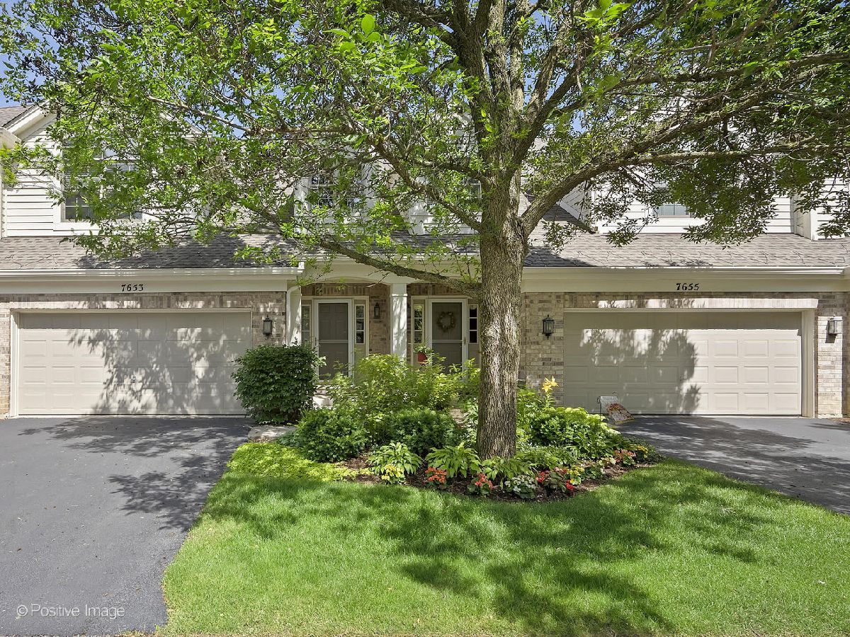 Townhomes Sold Fairway Club La Grange Illinois, 7653 Creek Side