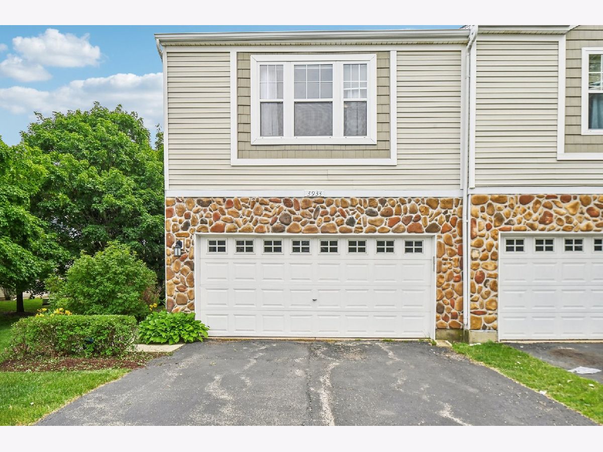 Townhomes & Condos Sold Blackstone Aurora Illinois, 3933 Granite