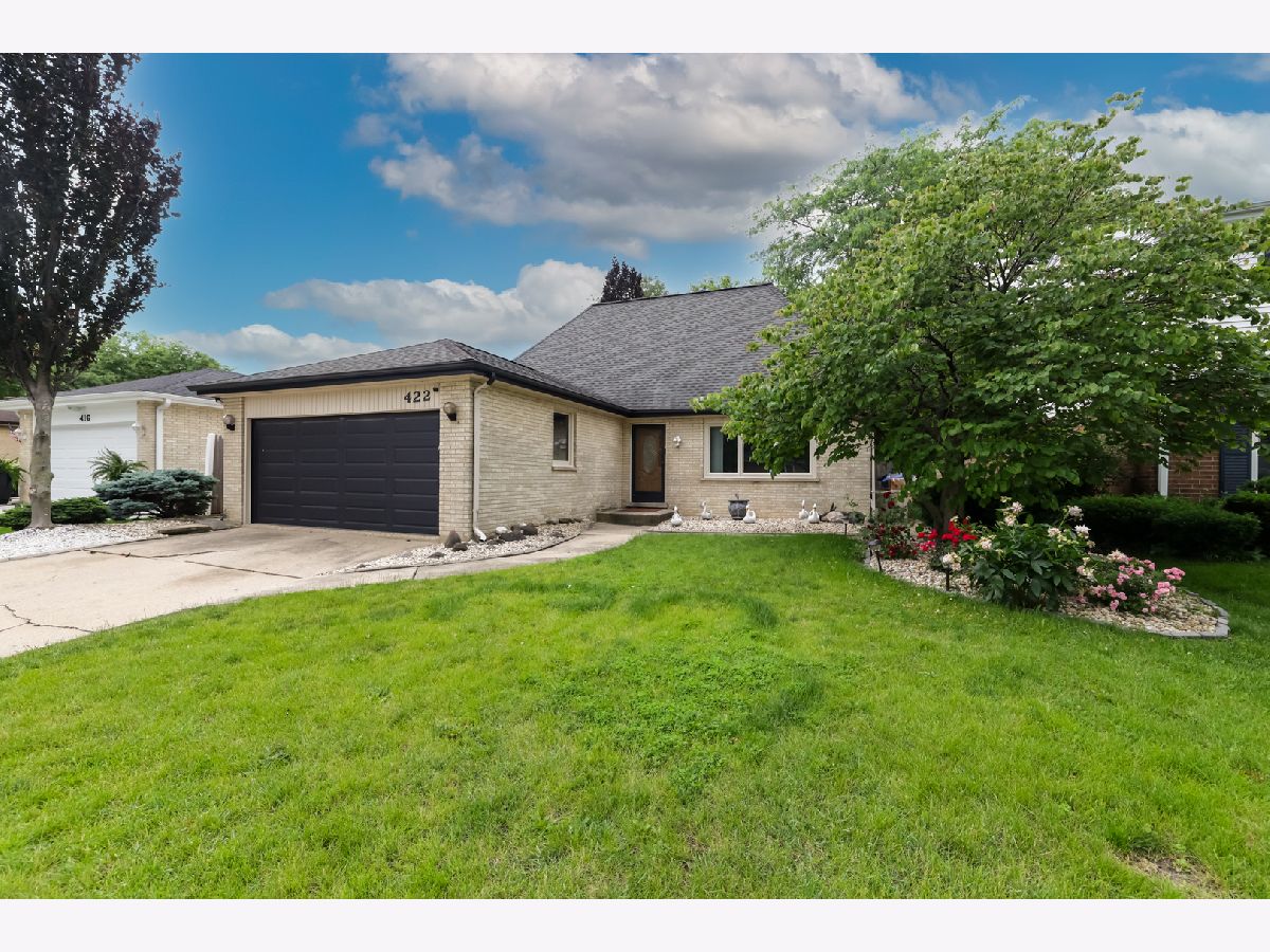 Condominiums & Homes Sold Stratford House Des Plaines Illinois, 422 Ardmore