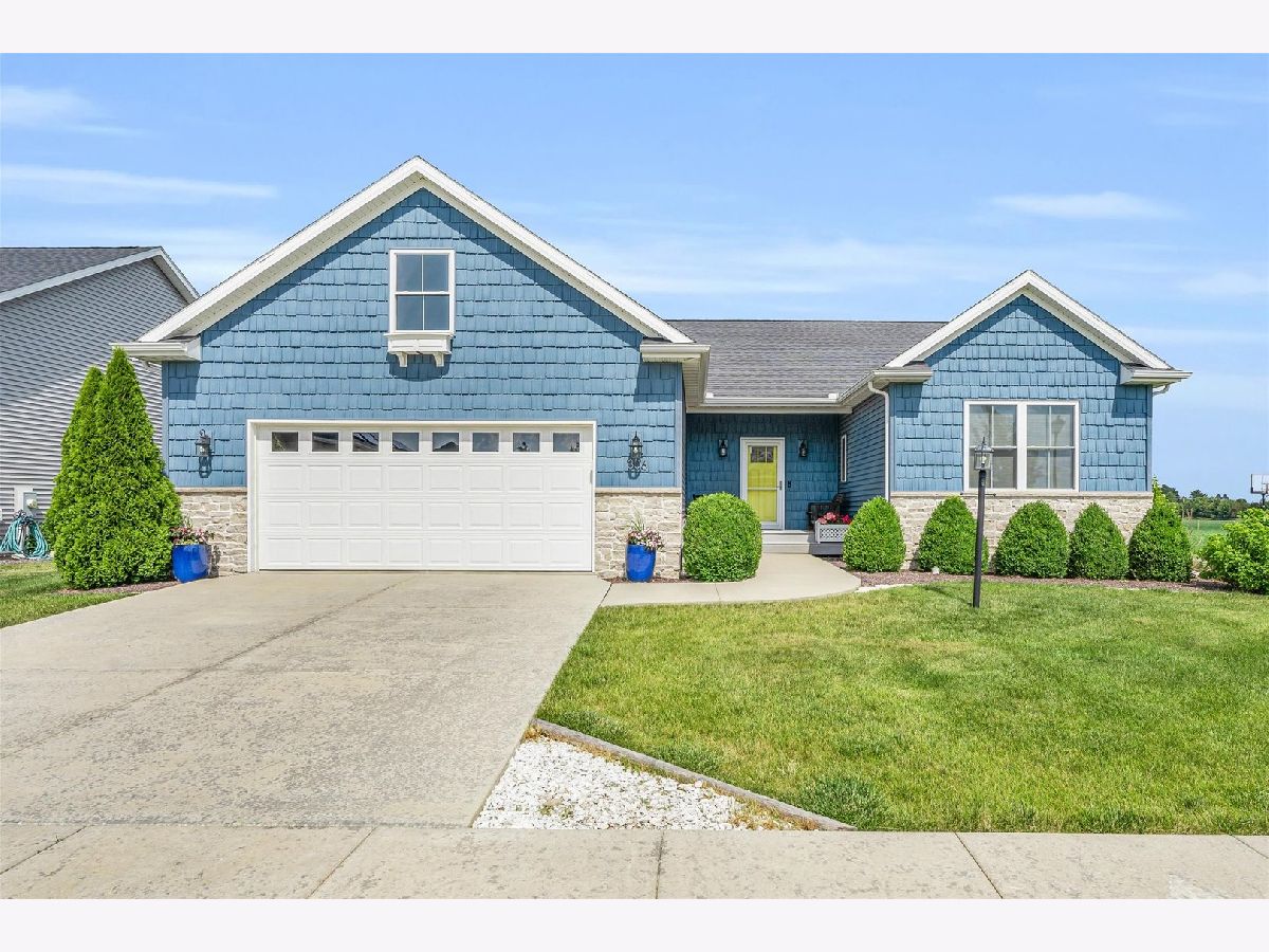 Homes Sold Prairie Meadows Savoy Illinois, 306 Denton