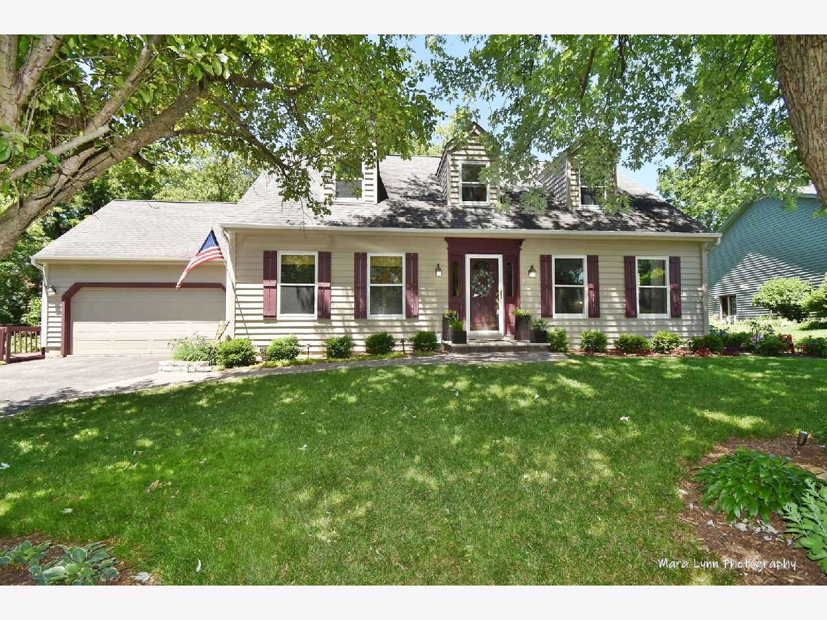 Homes & Townhomes Rented The Windings Of Ferson Creek St Charles Illinois, 5N850 Ravine