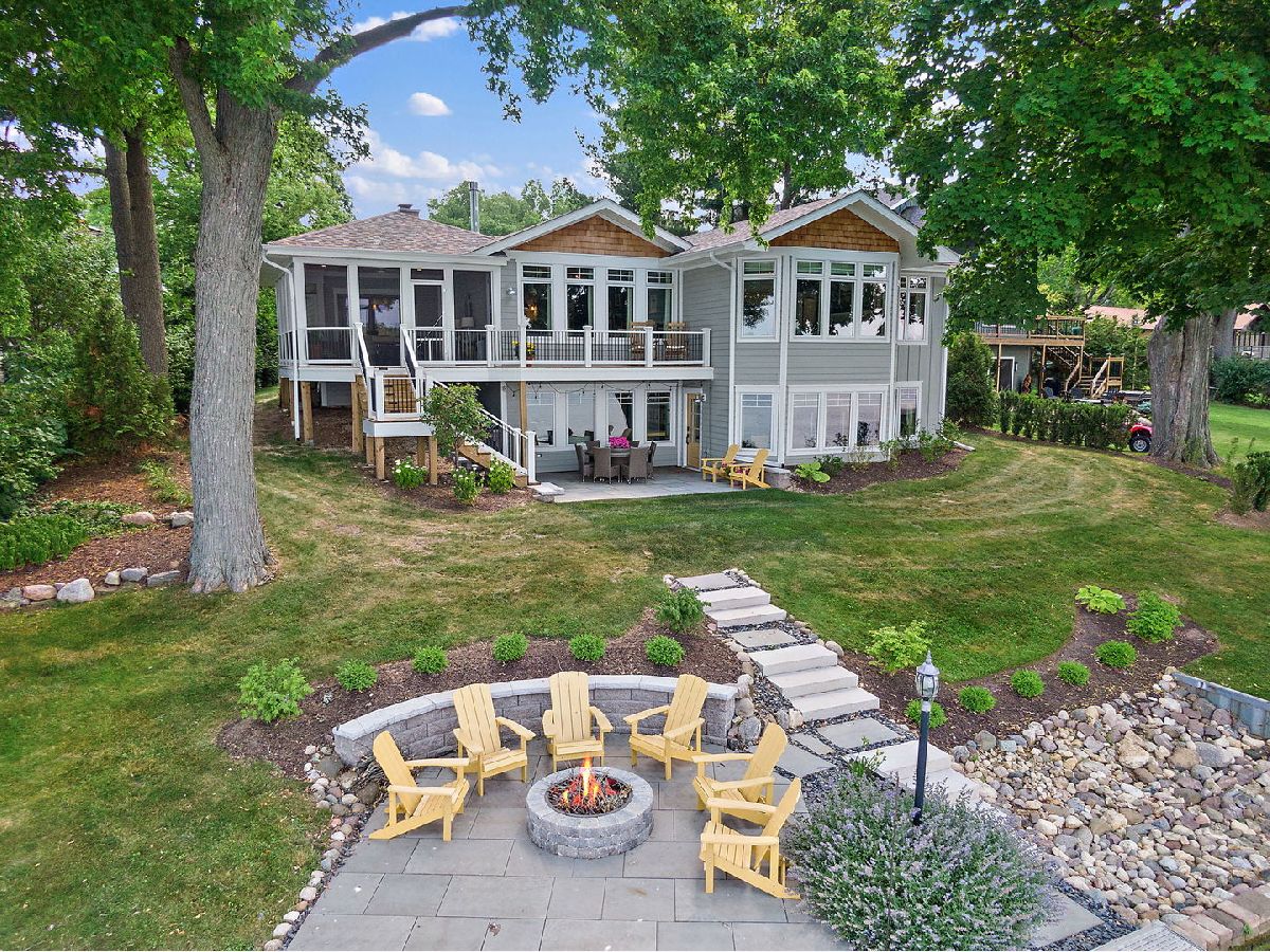 Homes Sold Sunrise Ridge Wonder Lake Illinois, 4112 Lake Shore