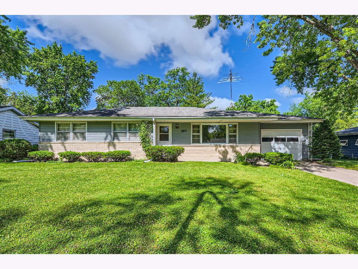 Homes Sold Country Knolls South Elgin Illinois, 190 Maureen