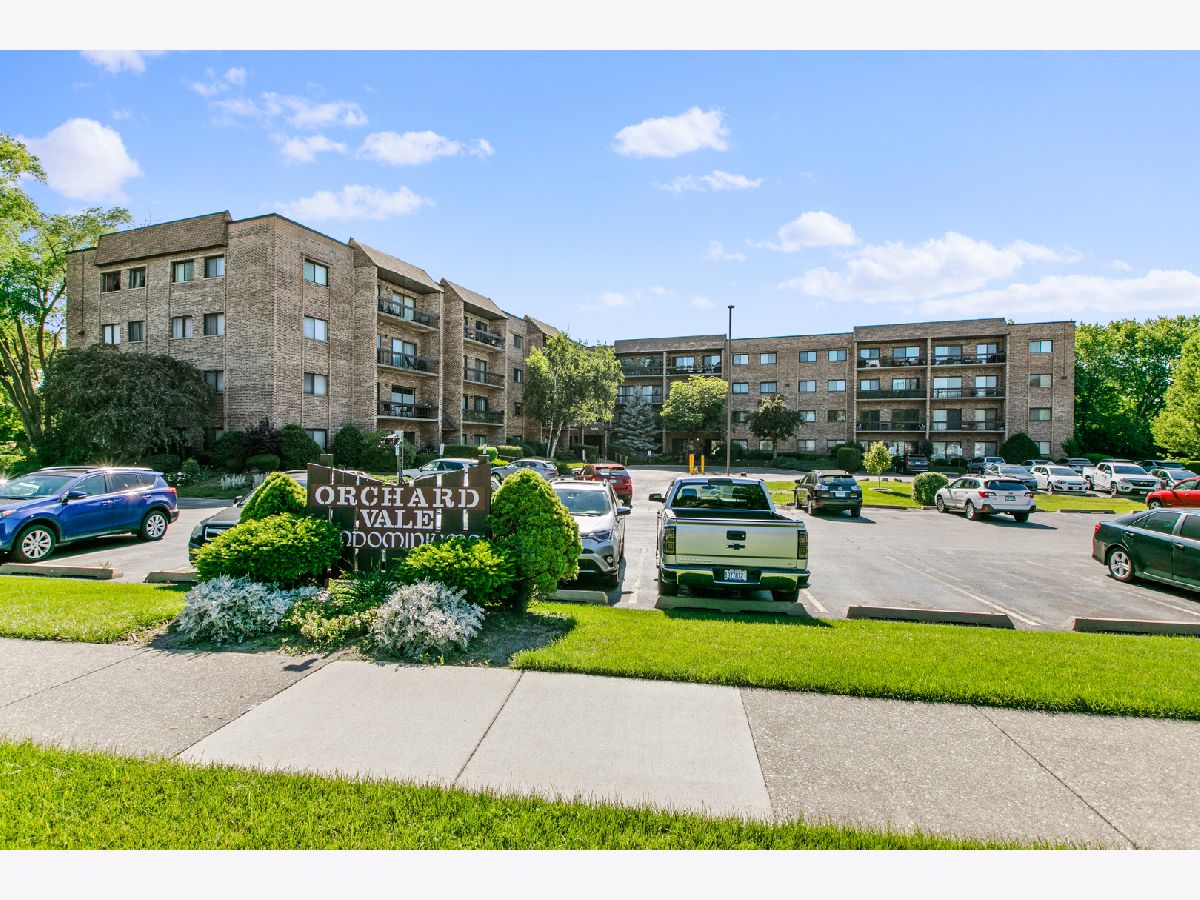 Condominiums Sold Orchard Vale Mount Prospect Illinois, 1400 Elmhurst