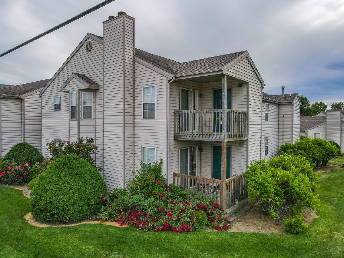 Condos & Townhomes Sold Northbrook Bourbonnais Illinois, 607 Huntington