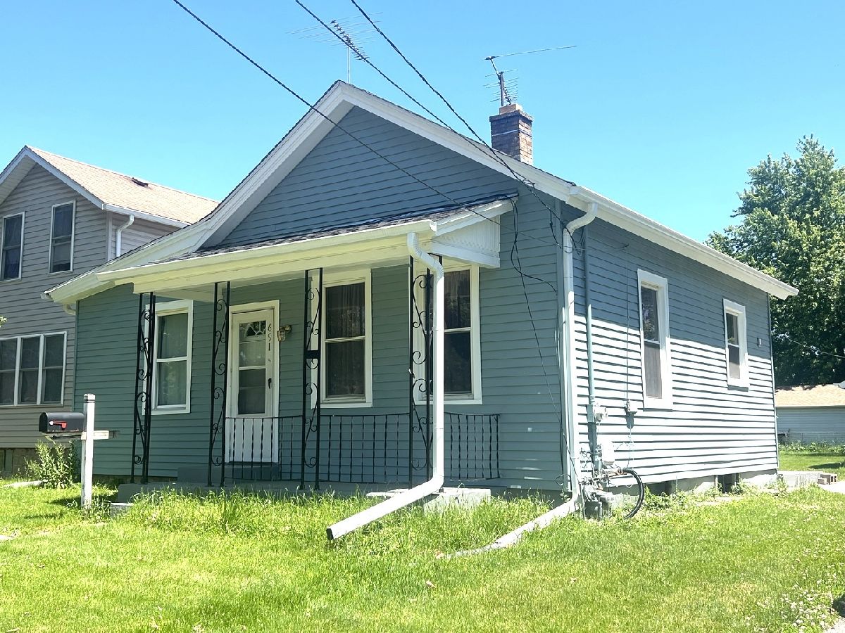 Homes Sold Pigeon Hill Aurora Illinois, 691 Sheridan