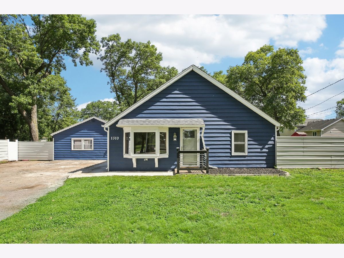  Sold East Hazel Crest Illinois