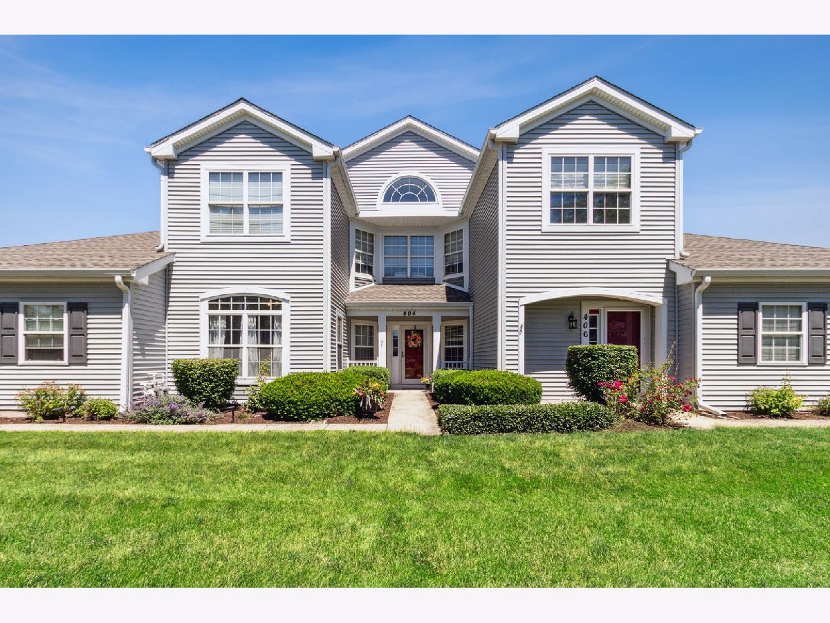Townhomes & Condos Sold Winding Waters Oswego Illinois, 404 Cascade