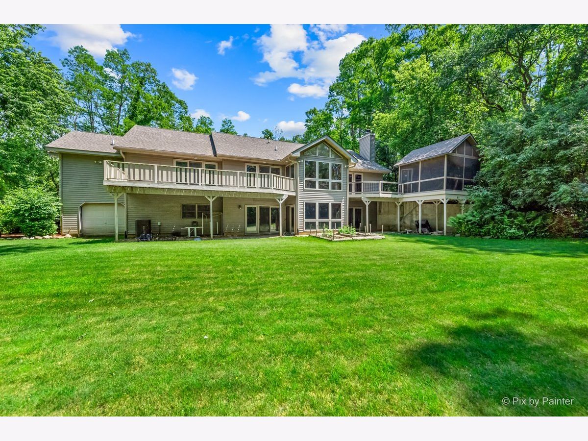 Homes Sold Marawood Estates Woodstock Illinois, 409 Marawood