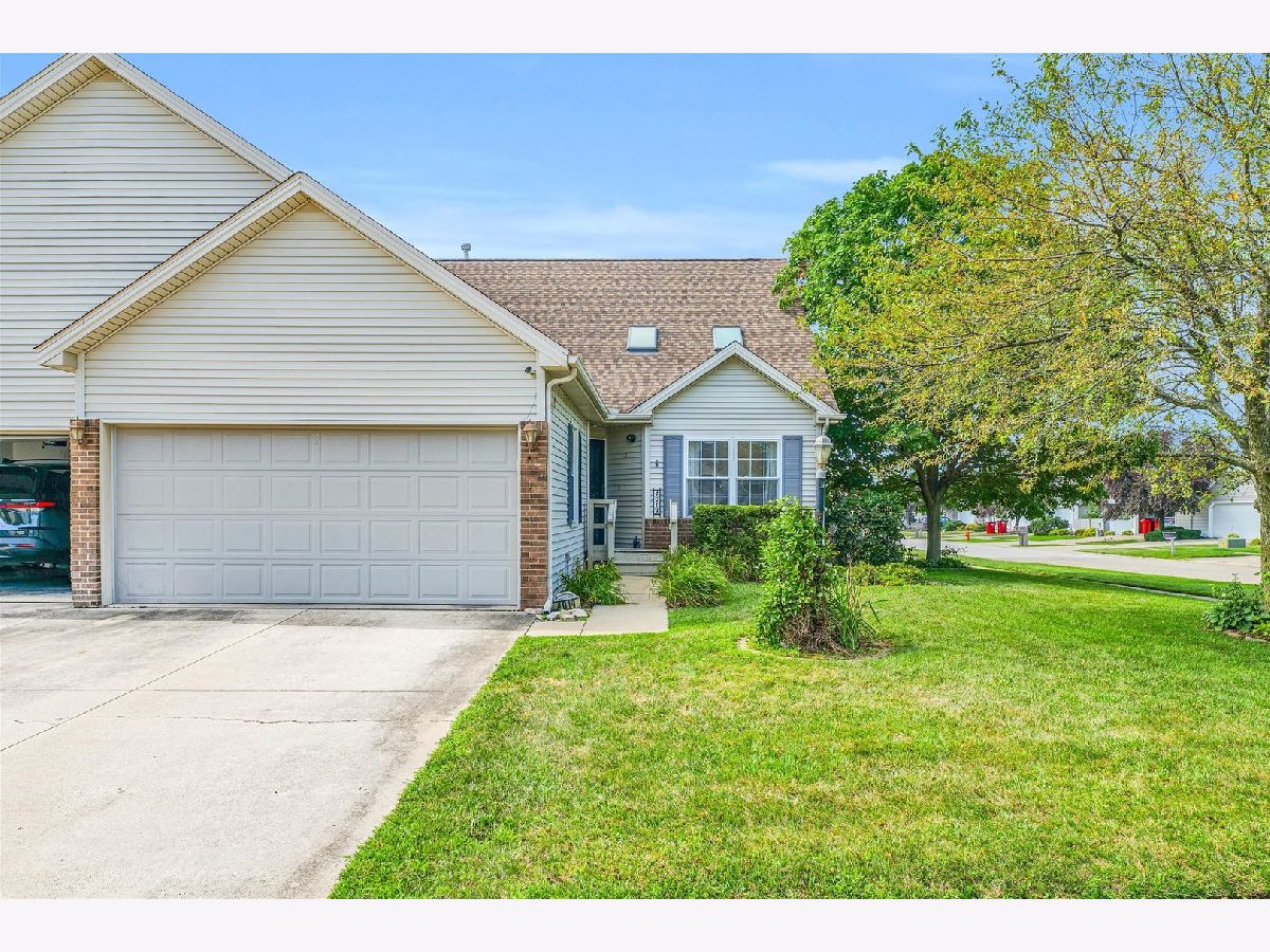 Condominiums & Homes Sold Turnberry Ridge Champaign Illinois, 4019 Inverness
