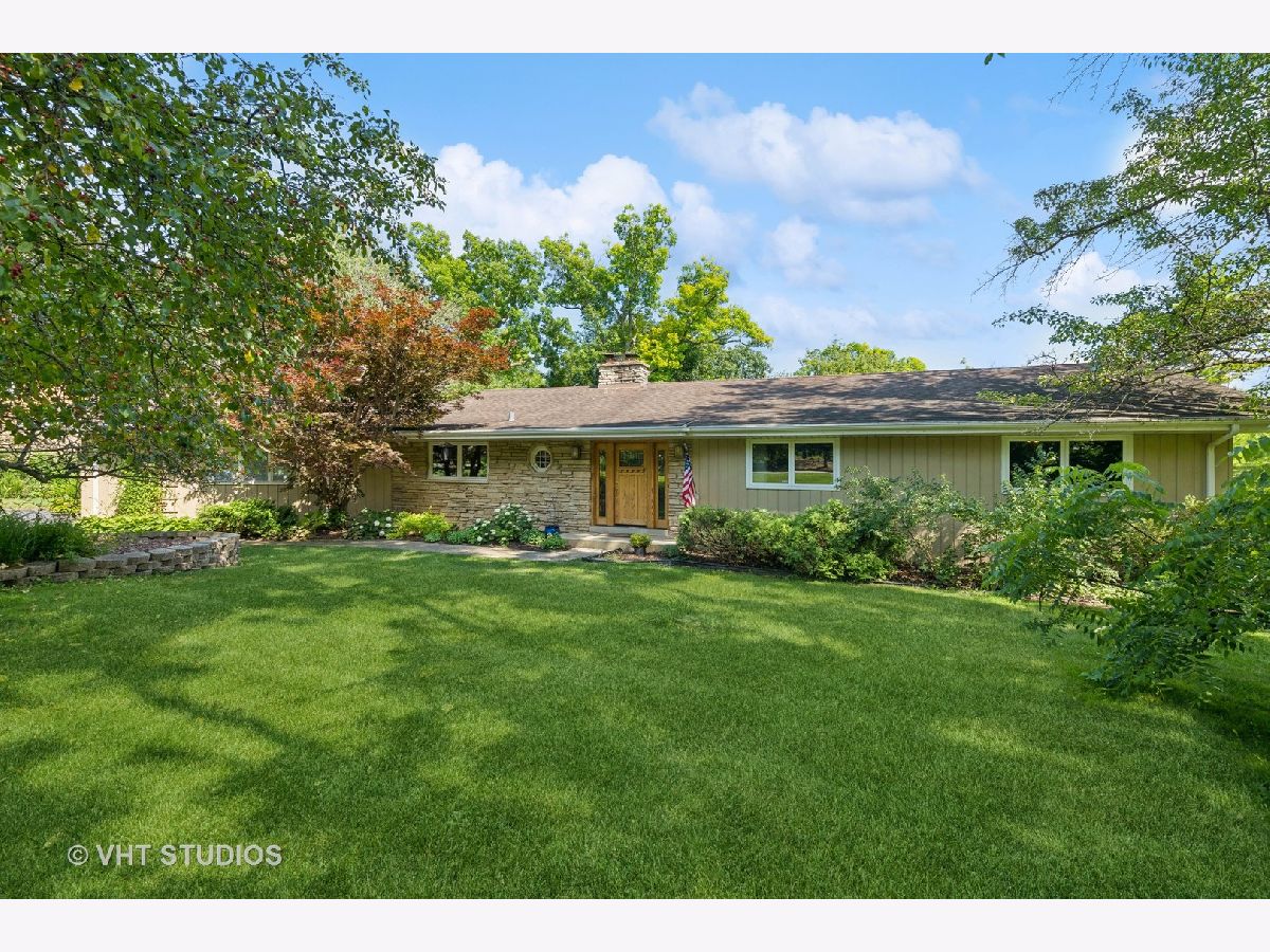  Sold Tower Lakes Illinois, 115 South