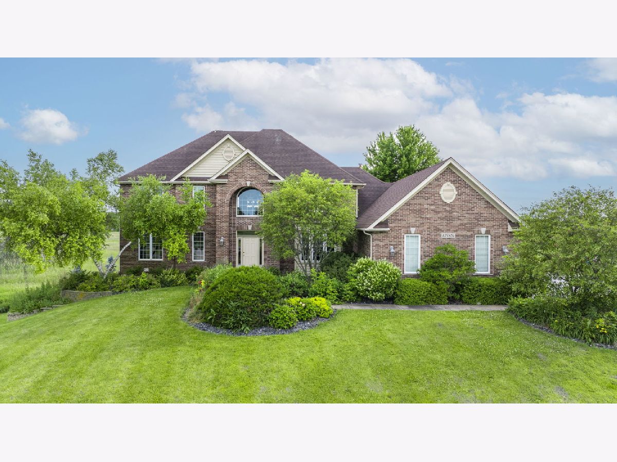 Homes Sold Triple Oaks Farm Hampshire Illinois, 15N870 Meadow