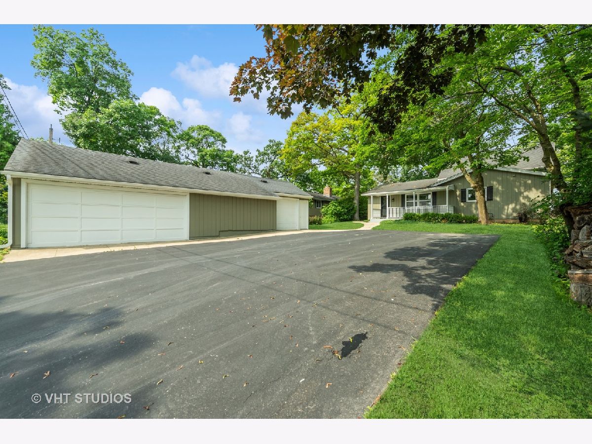  Sold Kansasville Wisconsin, 1734 Kings Oak