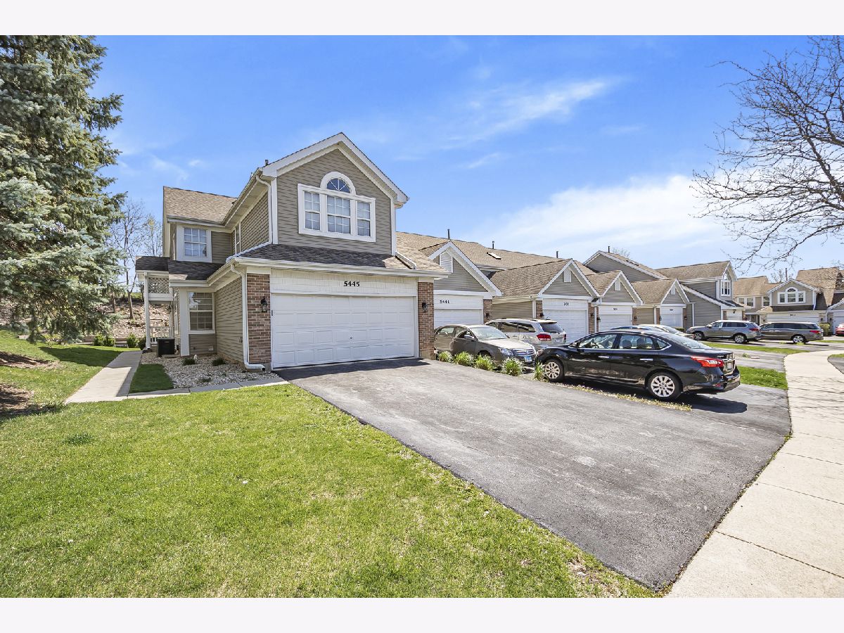 Townhomes & Homes Sold Tall Oaks Hanover Park Illinois, 5445 Ridge