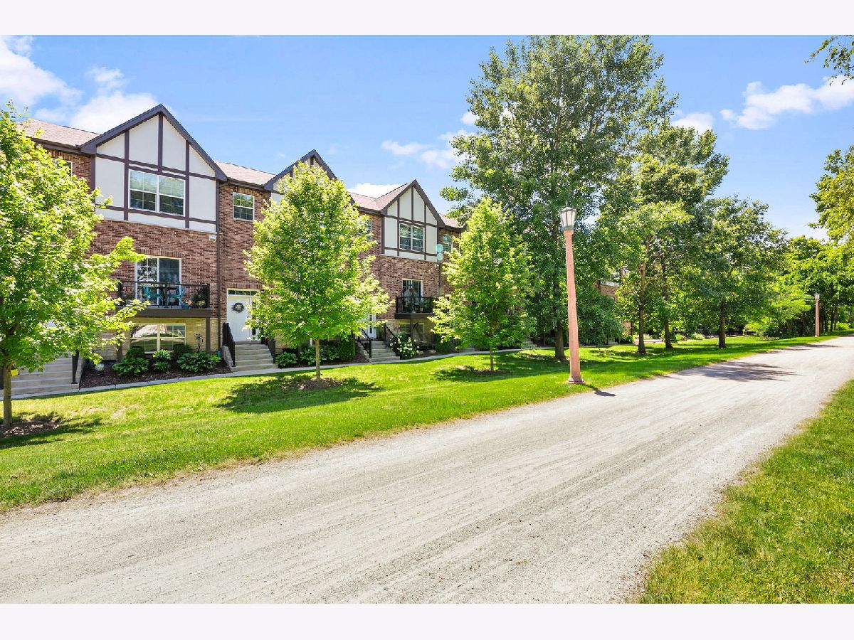 Townhomes Sold Kenilworth Park Villa Park Illinois, 136 Myrtle
