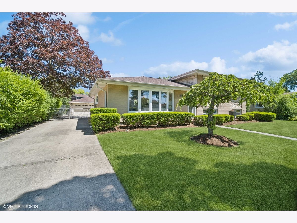 Homes Sold Glenview Terrace Glenview Illinois, 2738 Pauline