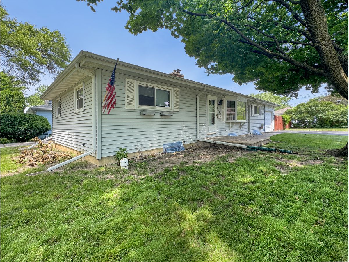 Homes Sold Grayslake Manor Grayslake Illinois, 312 Briargate