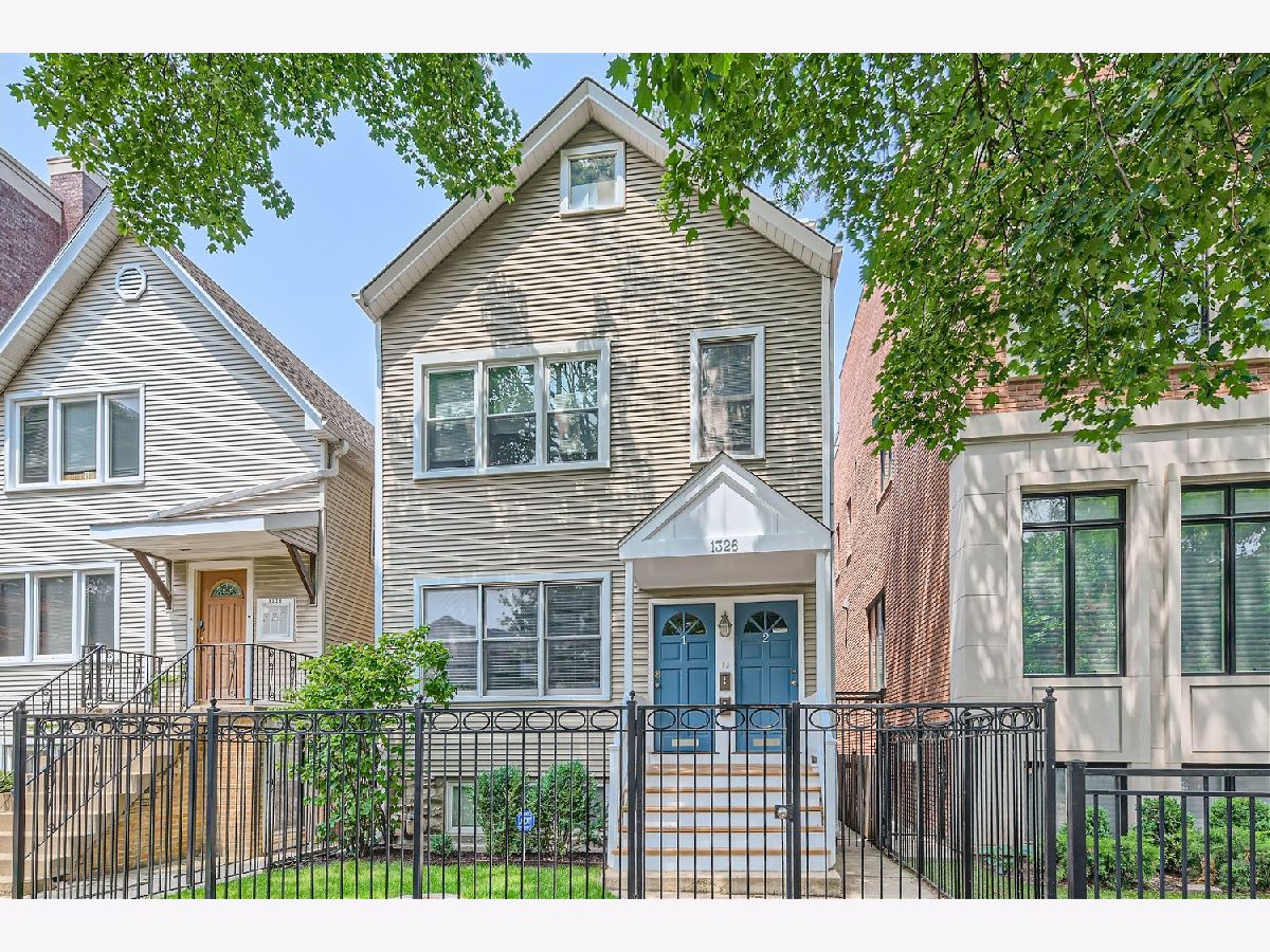 Condos & Townhomes & Homes Sold Southport Corridor Chicago Illinois, 1326 Melrose
