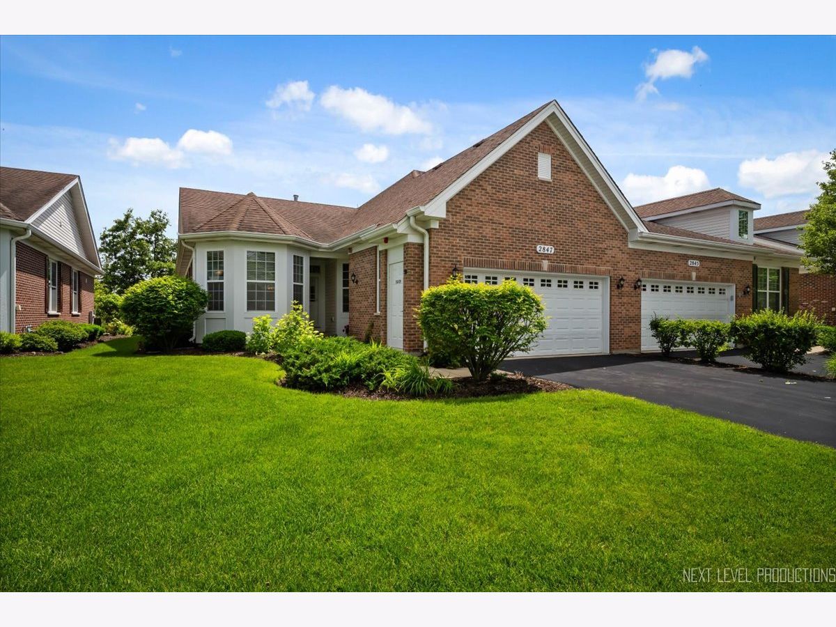 Townhomes Sold Hampton Park Naperville Illinois, 2847 Bond