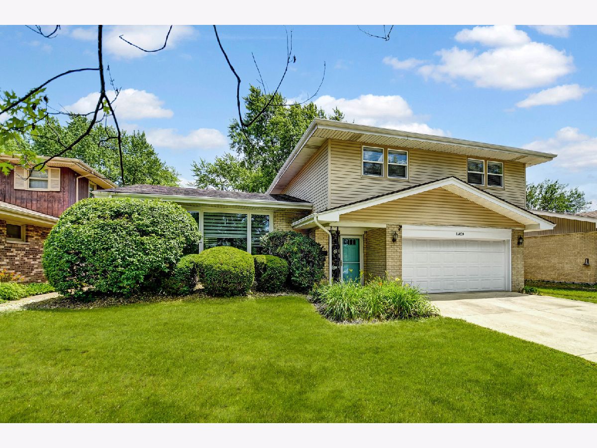 Homes Sold Ivy Gardens South Holland Illinois, 16459 Woodlawn East