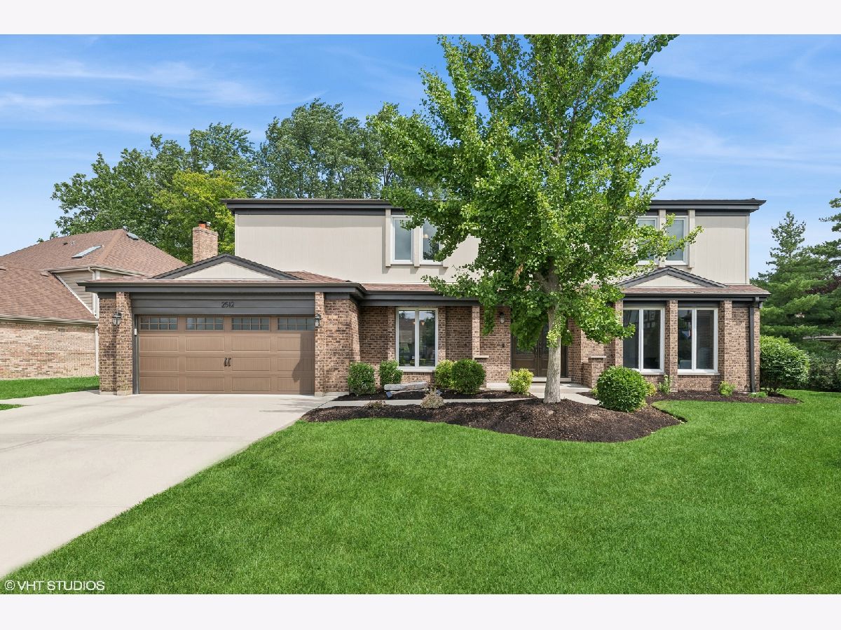 Homes Sold Courts Of Russetwood Arlington Heights Illinois, 2512 Hartford