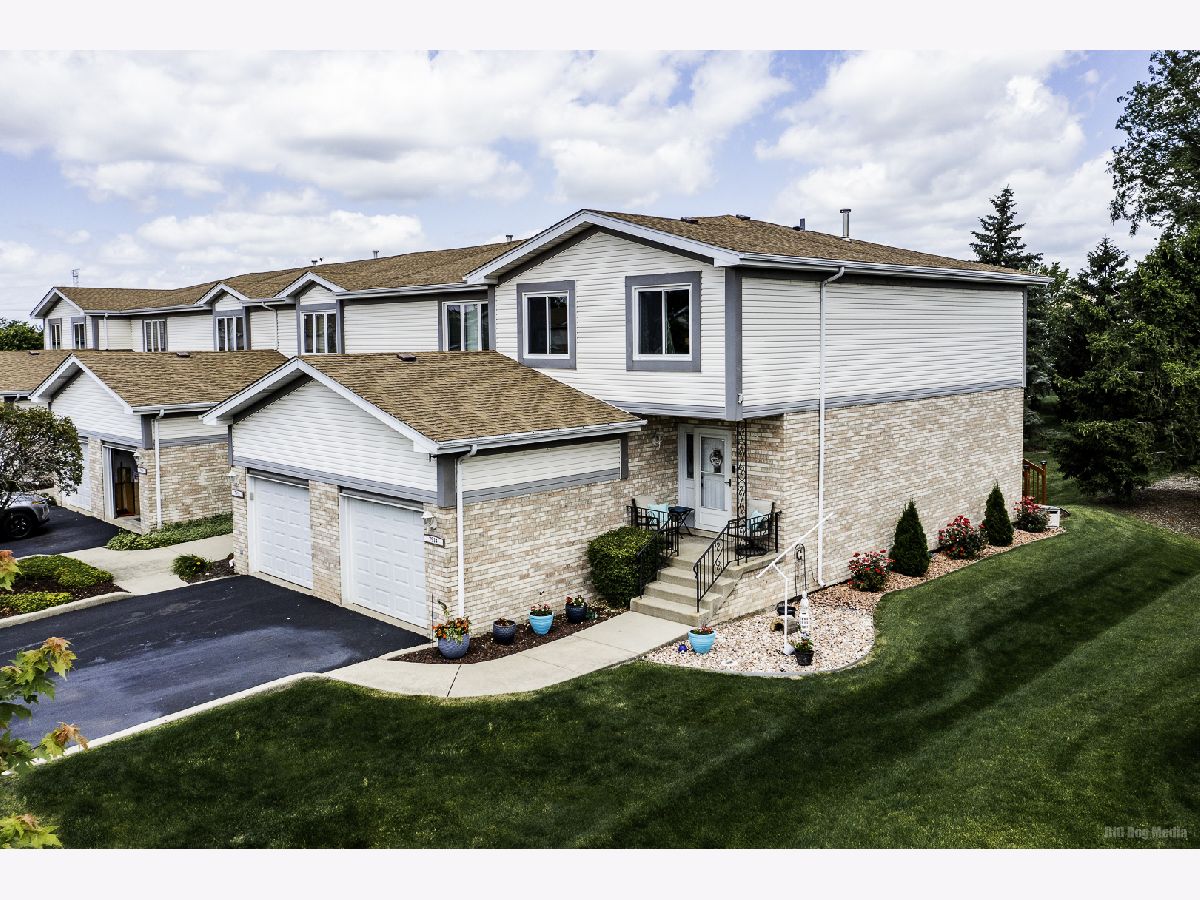 Townhomes Sold Ashford Manor Tinley Park Illinois, 7914 160th