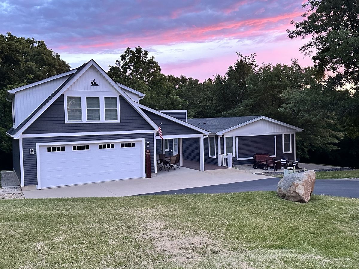  Sold Lake Carroll Illinois, 5204 Heathcliff