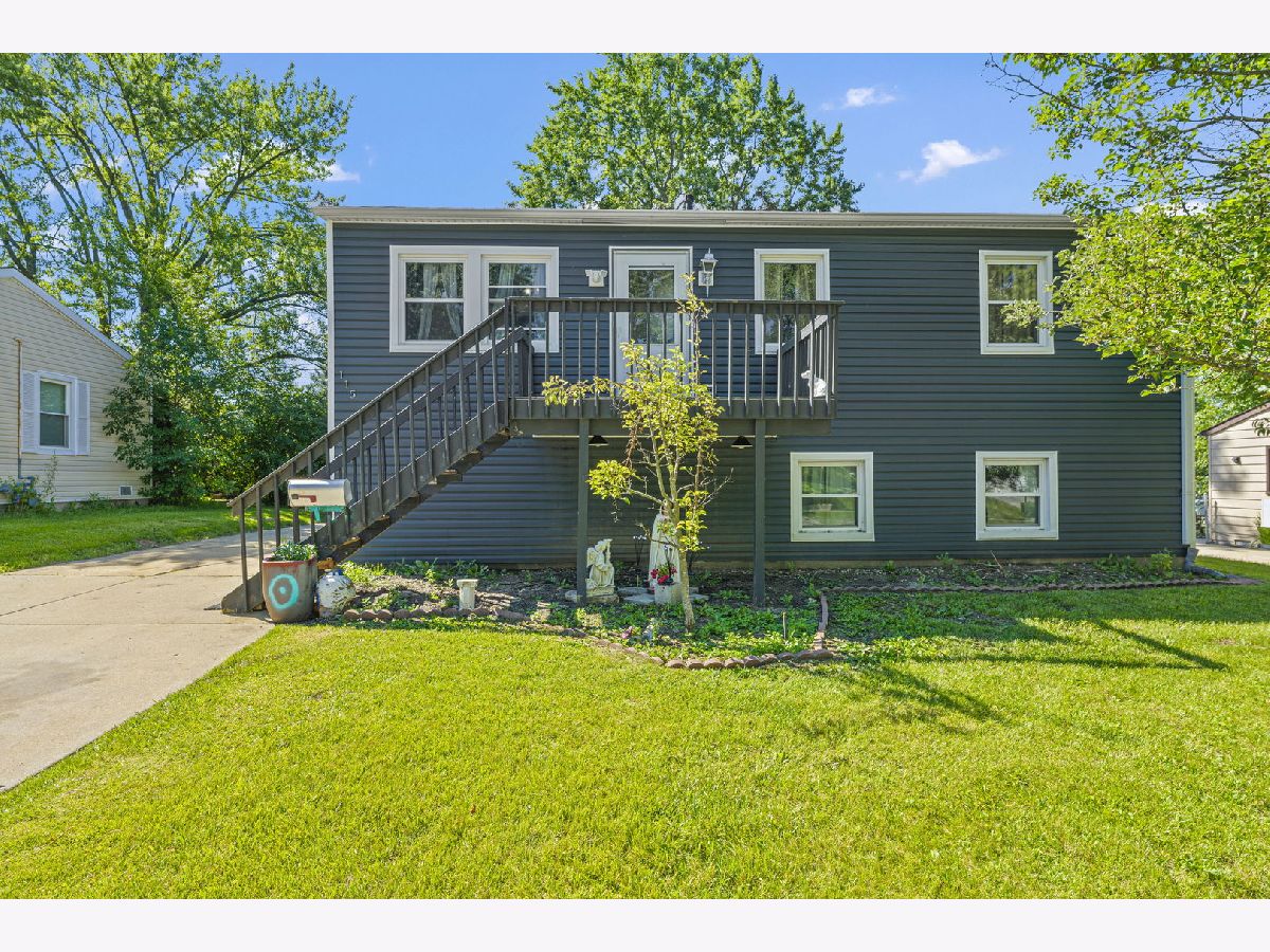 Homes Sold Fair Oaks Streamwood Illinois, 115 Elm
