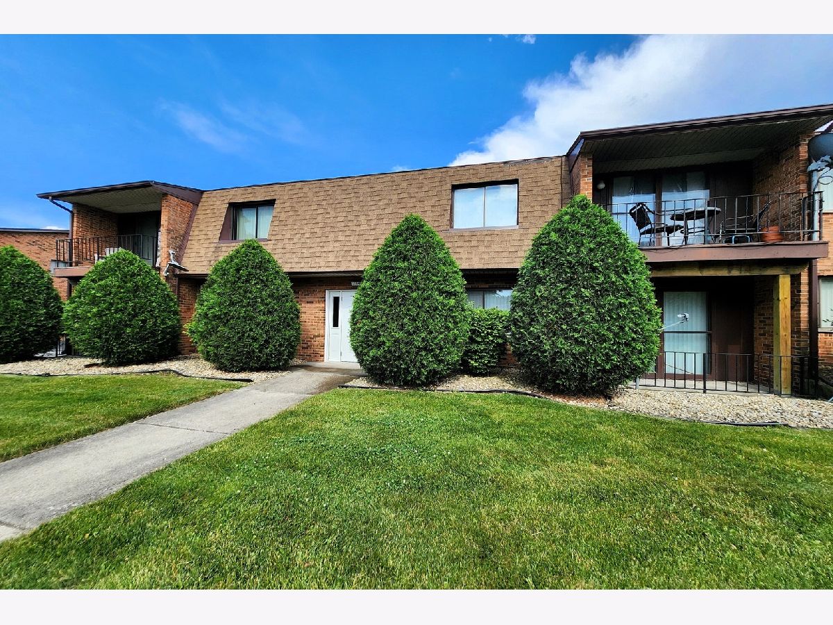 Condominiums Sold Lakewood Condominiums Richton Park Illinois, 22545 Pleasant