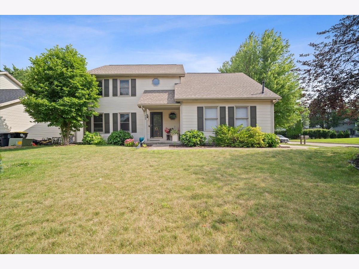 Homes & Condos & Townhomes Sold Park Place Normal Illinois, 400 Park Place