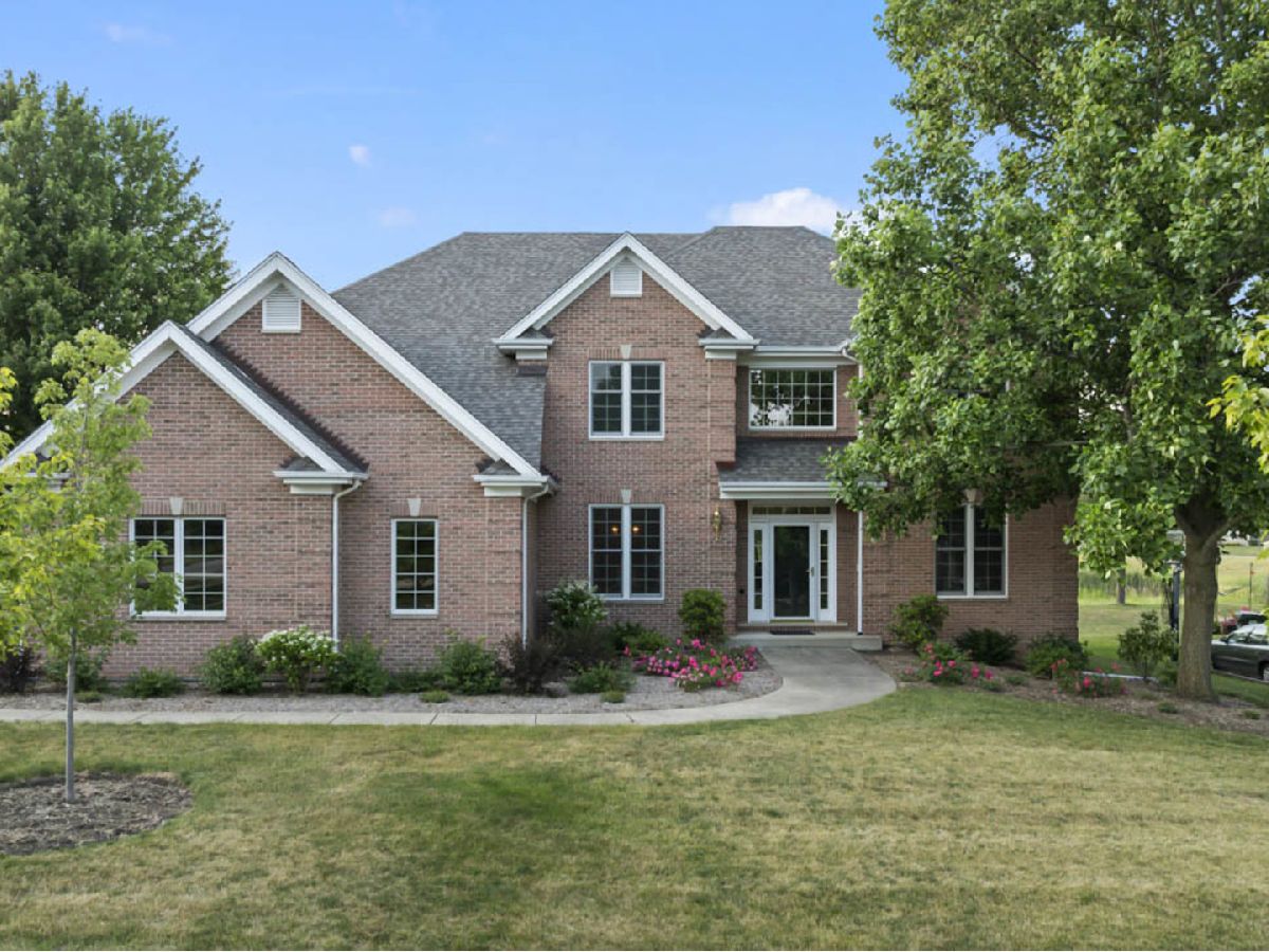 Homes Sold Stone Ridge Algonquin Illinois, 1640 Stone Ridge