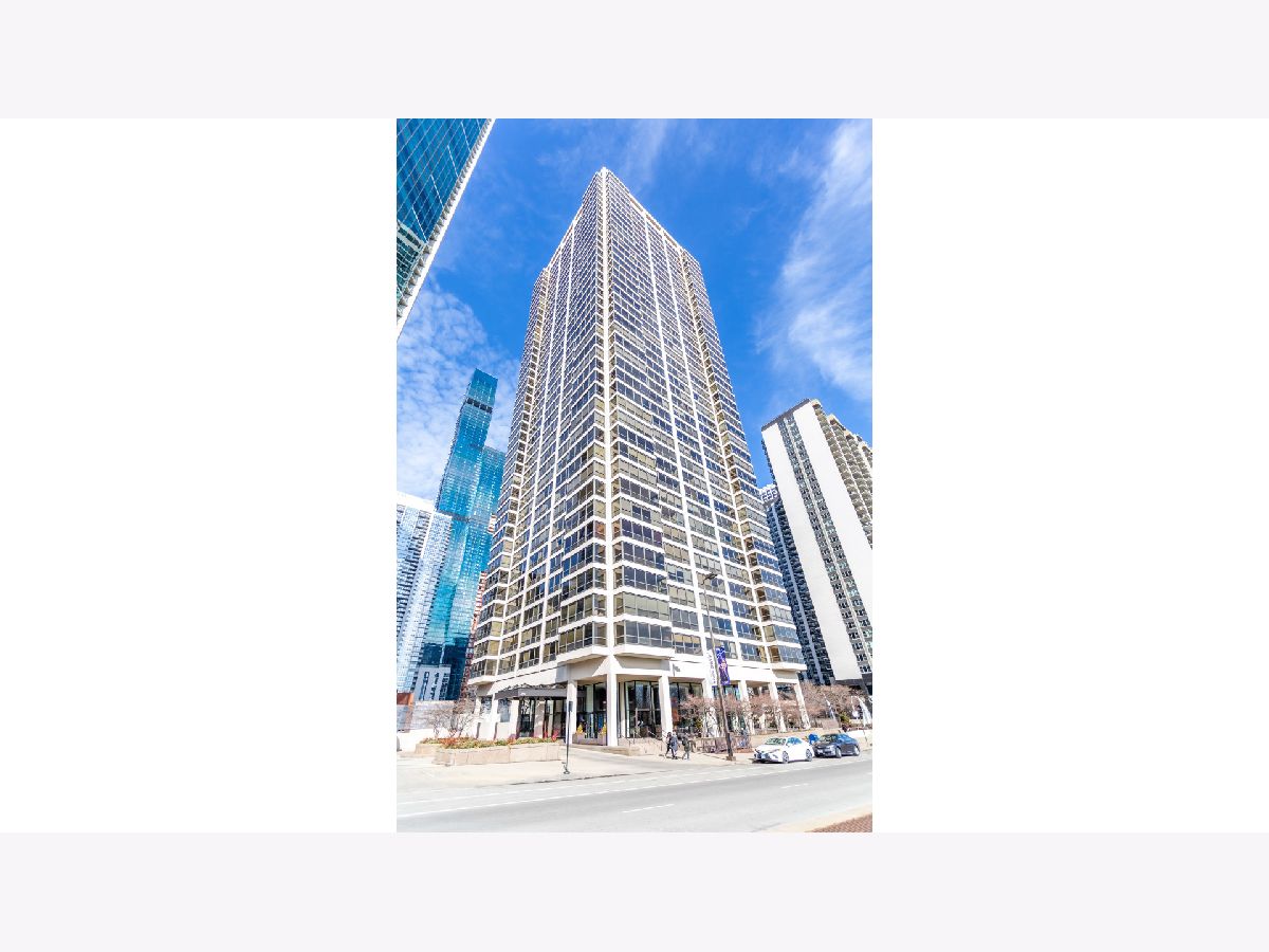 Condominiums Rented Buckingham Residences Chicago Illinois, 360 Randolph