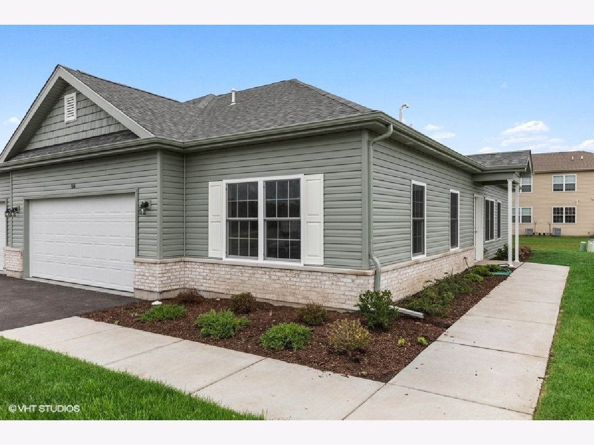 Condos & Townhomes & Homes Sold Patriot Estates Mchenry Illinois, 902 Lexington