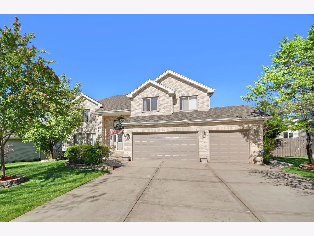 Homes Sold Lakewood Estates Romeoville Illinois, 626 Superior