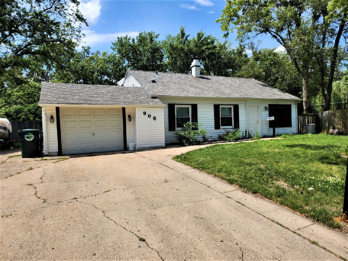 Homes Sold Fair Oaks Streamwood Illinois, 908 Park