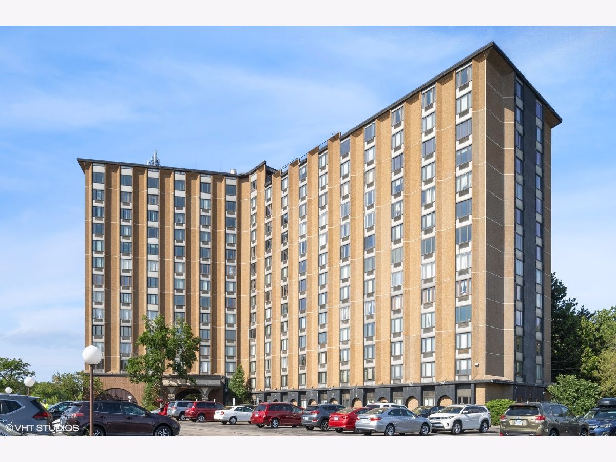 Condominiums Sold Renaissance Place Palatine Illinois, 1 Renaissance