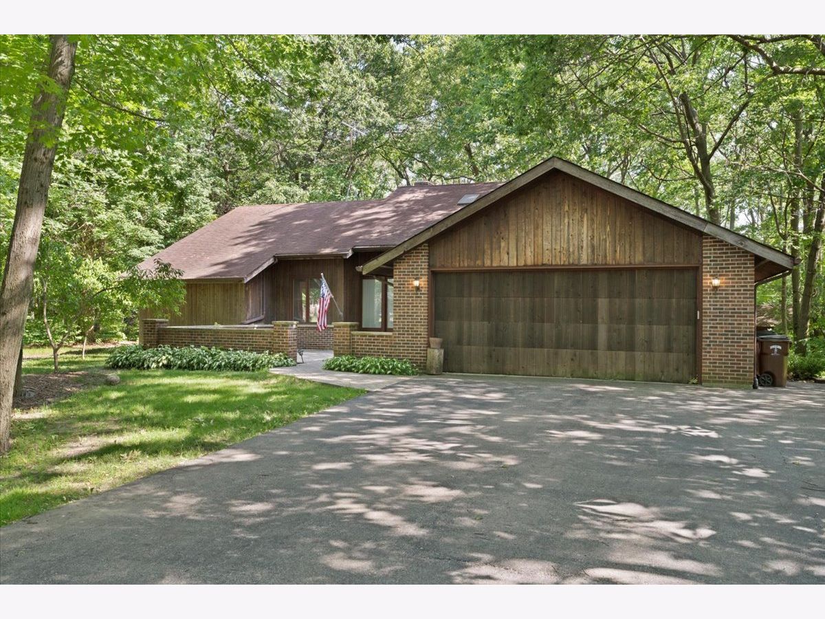 Homes Sold The Oaks Winthrop Harbor Illinois, 2217 Funderburk