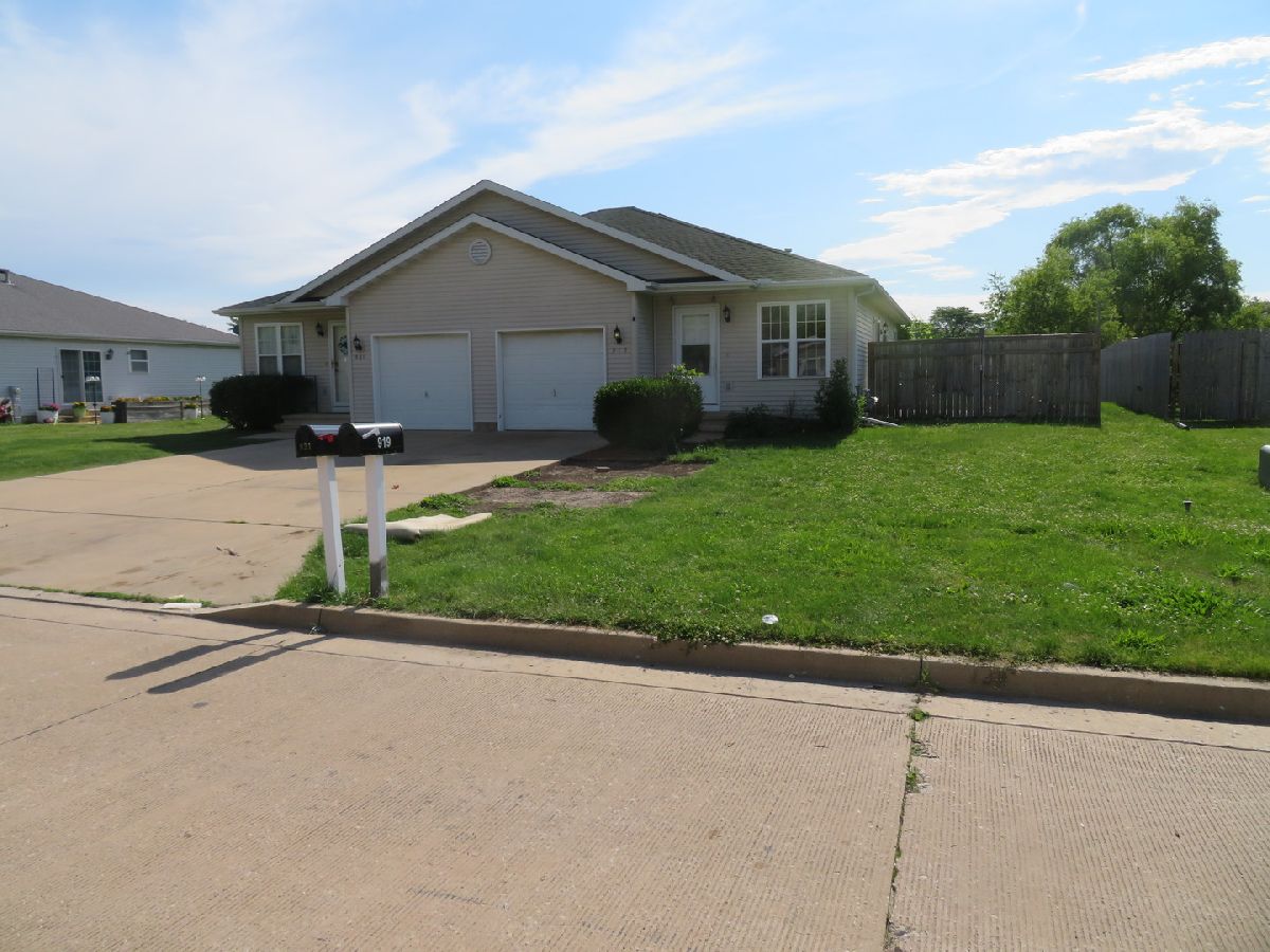 Homes & Townhomes Sold Meadow View Estates Marseilles Illinois, 919 Colorado