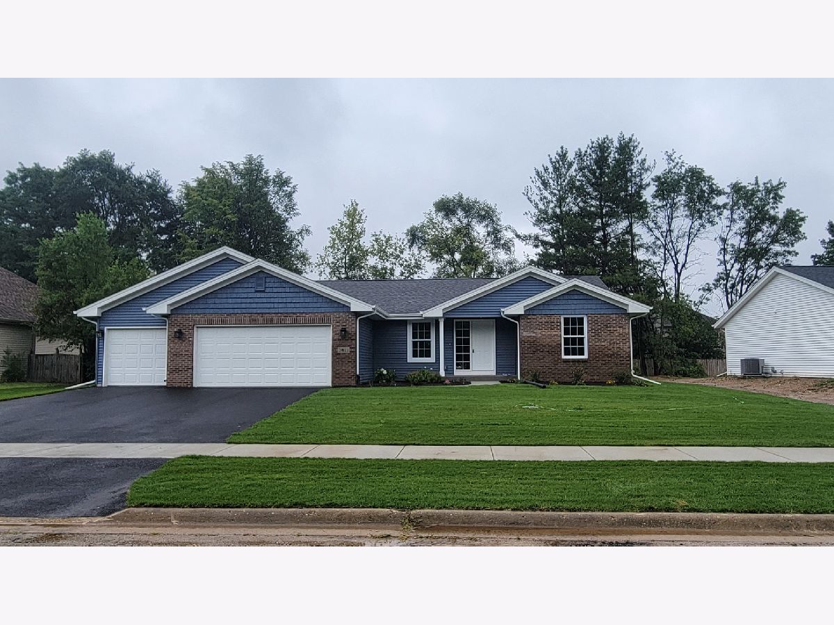 Homes & Condos & Townhomes Sold Deere Pointe Estates Rockford Illinois, 3811 Mackinaw