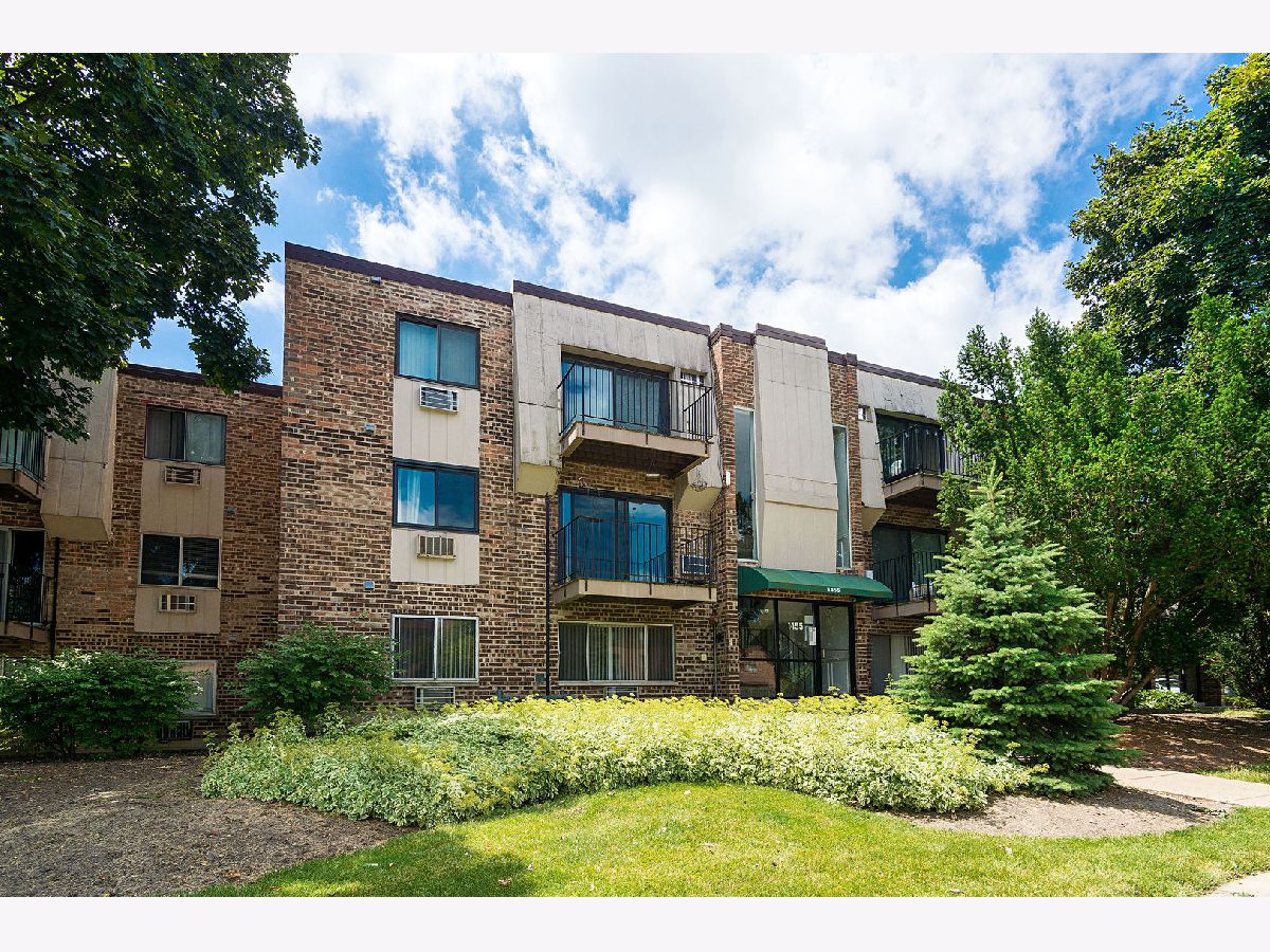 Condominiums Sold Brentwood Palatine Illinois, 1455 Winslowe