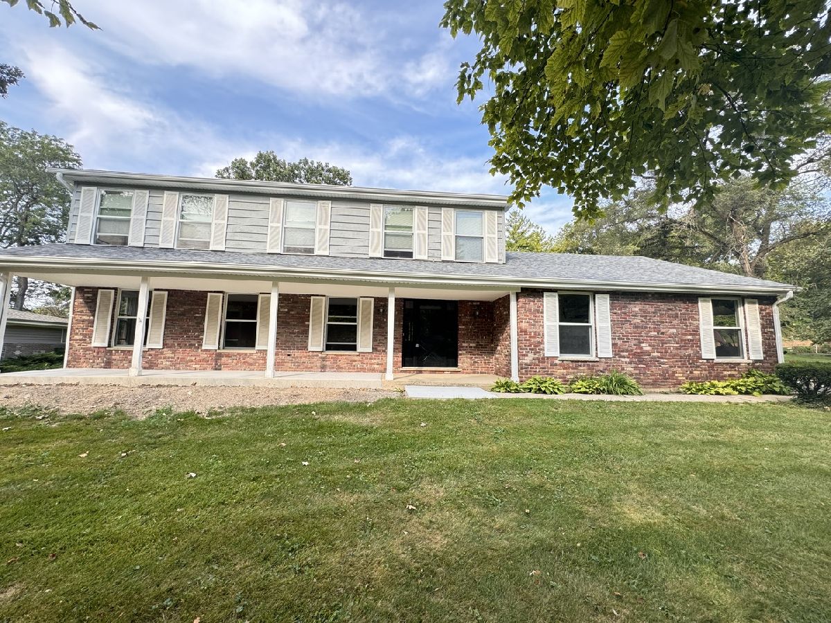  Sold Tower Lakes Illinois, 420 East Gateway