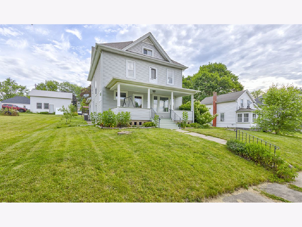  Sold Ashton Illinois, 904 2nd
